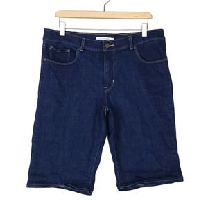 Levi's Womens 32 Classic Bermuda Denim Dark Wash Shorts